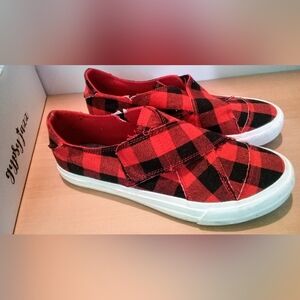 Women's Shoes, Size 8.5, Sneakers by Gypsy Jazz, Red Black White Checker Pattern